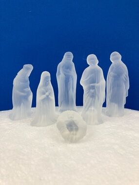 VTG ACC Petite Frosted Crystal Nativity Set 4” Christmas